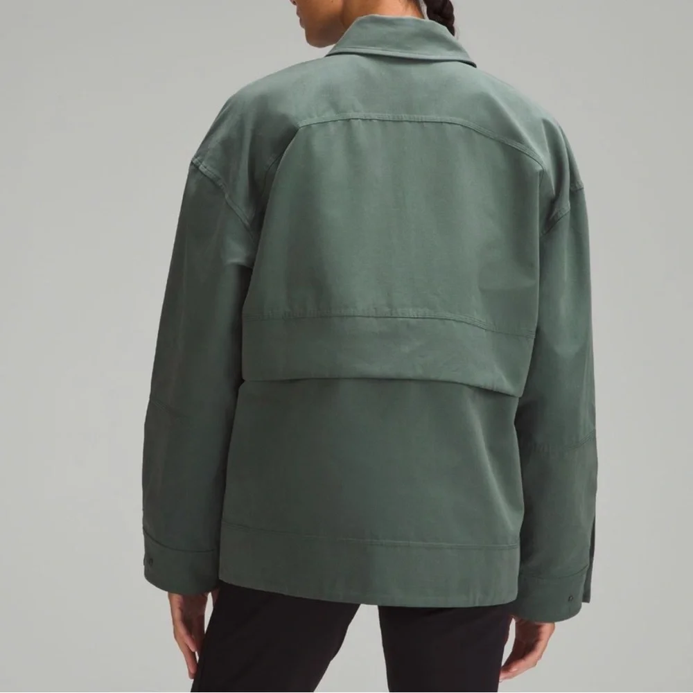 NWT Lululemon Glyde 2-in-1 Adaptable Jacket in Dark Forest Size XS - Picture 3 of 16